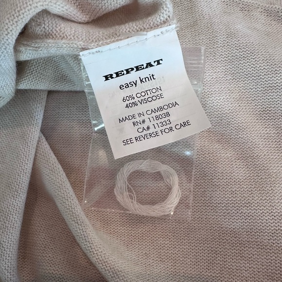 Repeat light 3/4 sleeve sweater - Picture 8 of 8